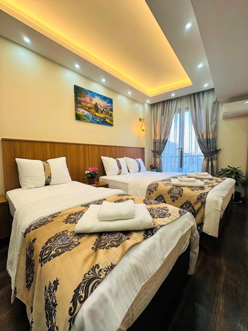 Hotel By Historia Provincia di Provincia di Istanbul Esterno foto