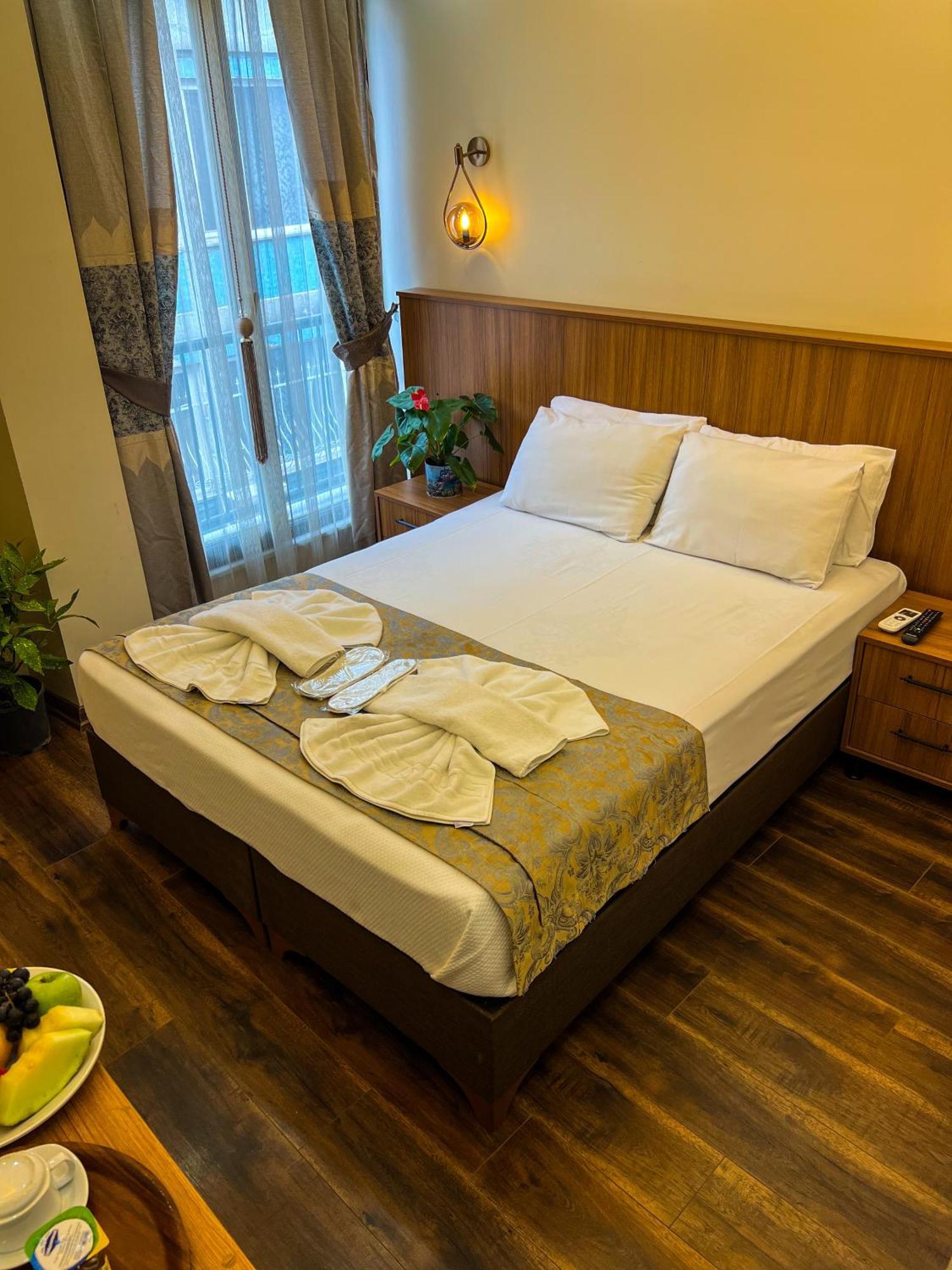 Hotel By Historia Provincia di Provincia di Istanbul Esterno foto